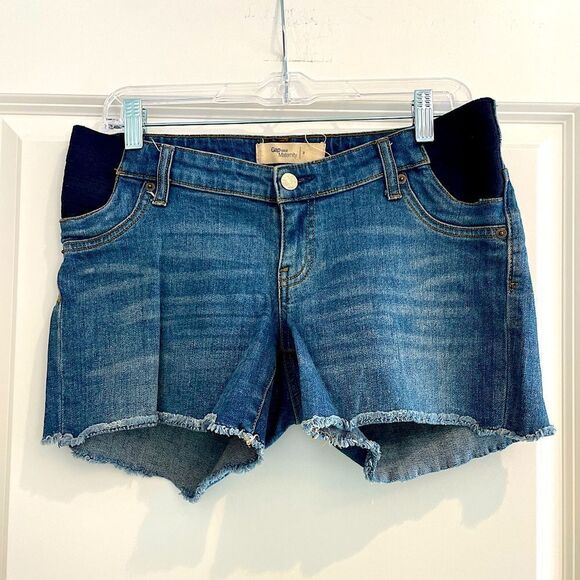 EUC Gap Maternity Jean Shorts Elastic Waist Sz. 2 - Picture 1 of 5